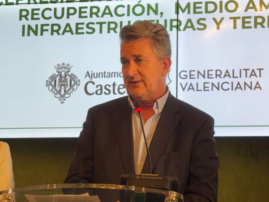 Reunión para imulsar temas de Castellón entre conselleria y ayuntamiento