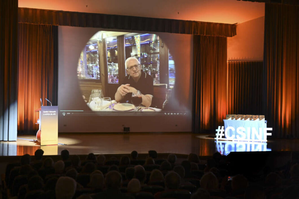 Homenaje José Luís Serrano en La Noticia del Año 2025