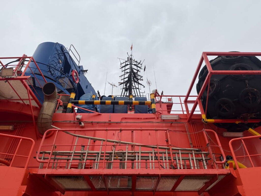 Buque de Salvamento Marítimo Clara Campoamor 141125