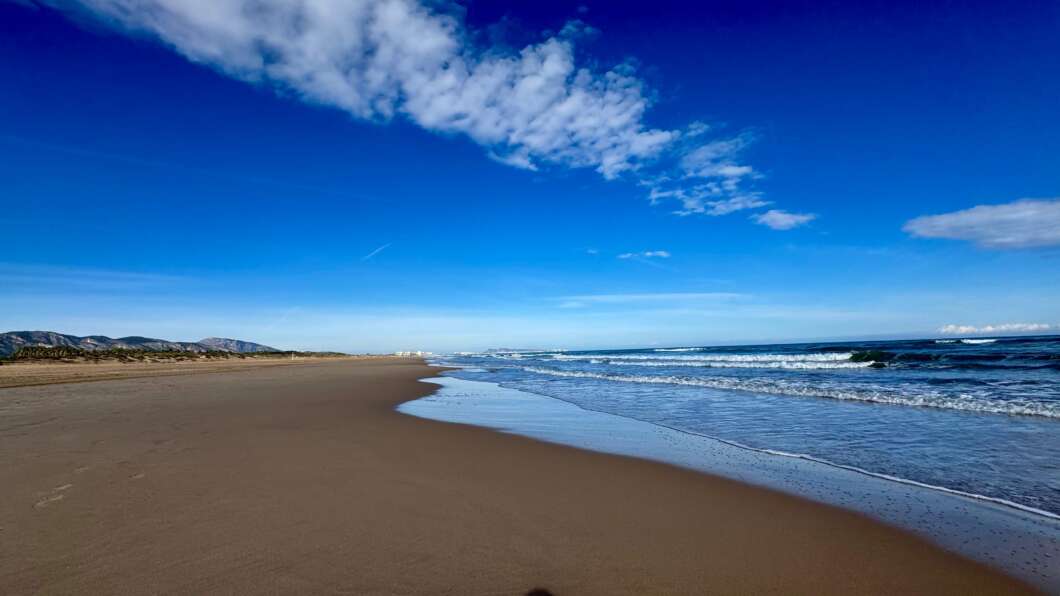 La Generalitat activa el nou Pla d’Ordenació Costera per a reforçar la protecció del litoral