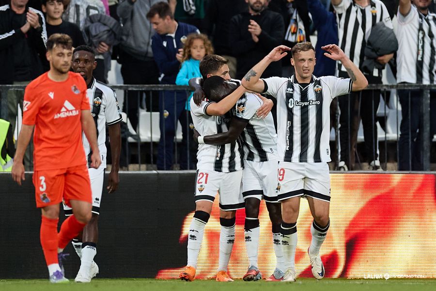 CD Castellón, Real Sociedad B, Castalia, triunfo