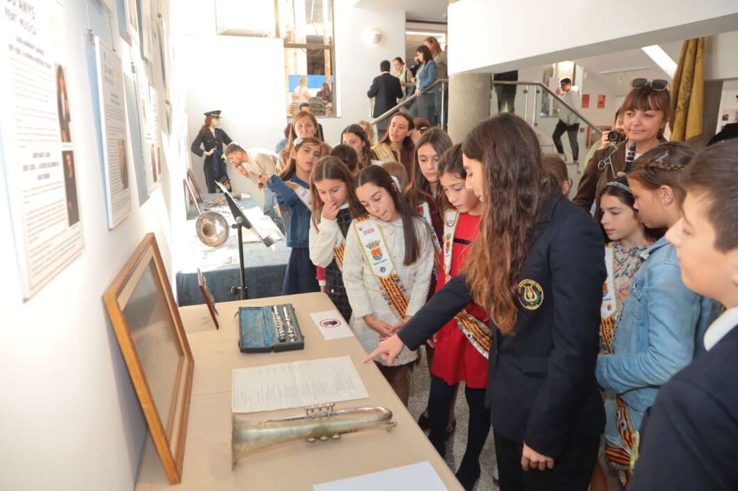 Benicàssim celebra 130 años de historia musical con una exposición sobre la Unió Musical Santa Cecília