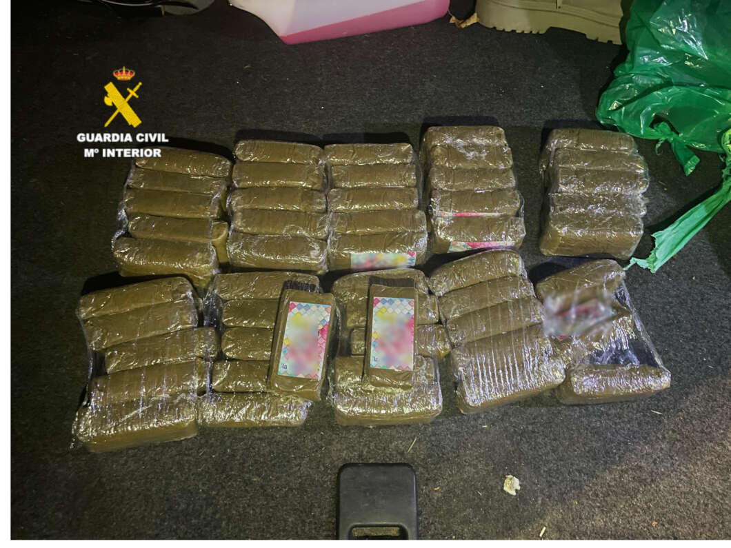 guardia civil detenidos trafico drogas