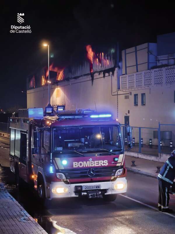 Incendio industrial en una empresa de cítricos de Almassora