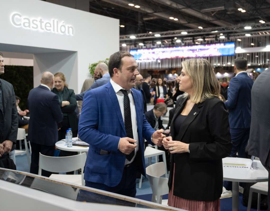 presidenta marta barrachina y vicepresidente andres martinez