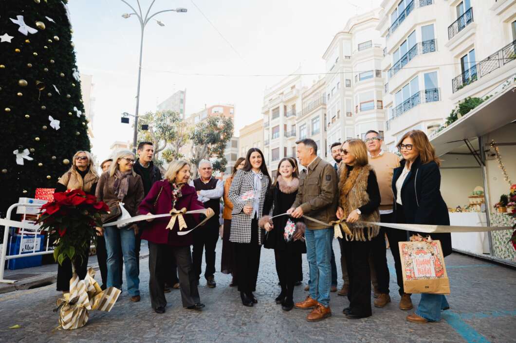 Burriana impulsa el comerç local amb l’inici d’una Fira de Nadal plena d’activitats familiars