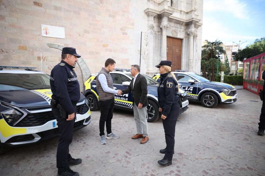 Burriana incorpora cinc vehicles híbrids d’última generació a la Policia Local