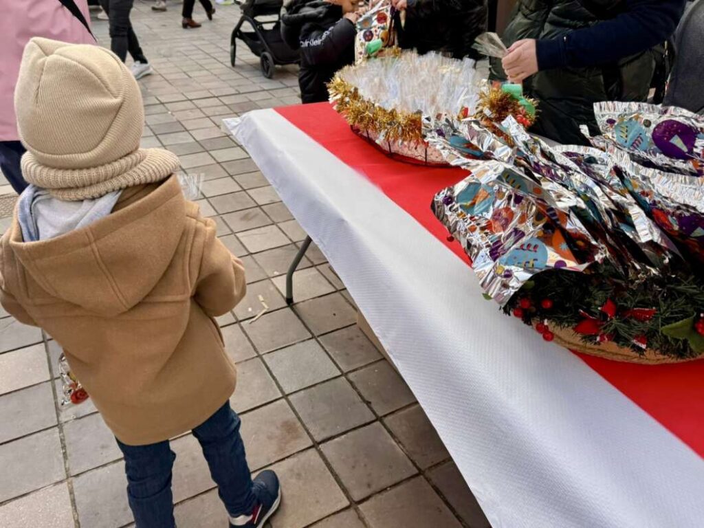 Els xiquets d’Almassora donen la benvinguda al 2026 amb les campanades infantils