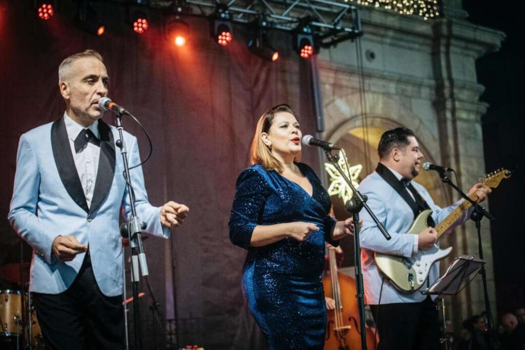 Castellón inaugura la Navidad con el encendido de las luces 051225