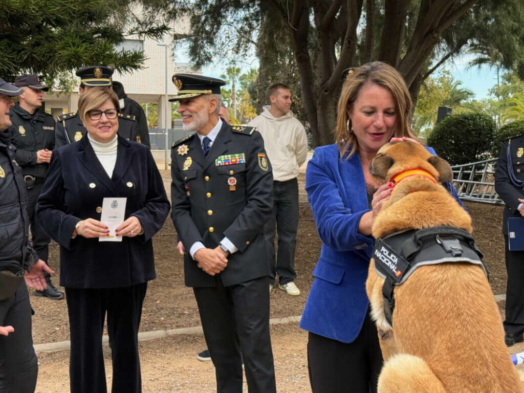 Agente especial KAta. Homenaje a la Policía Nacional en su 200 aniversario, Castellón