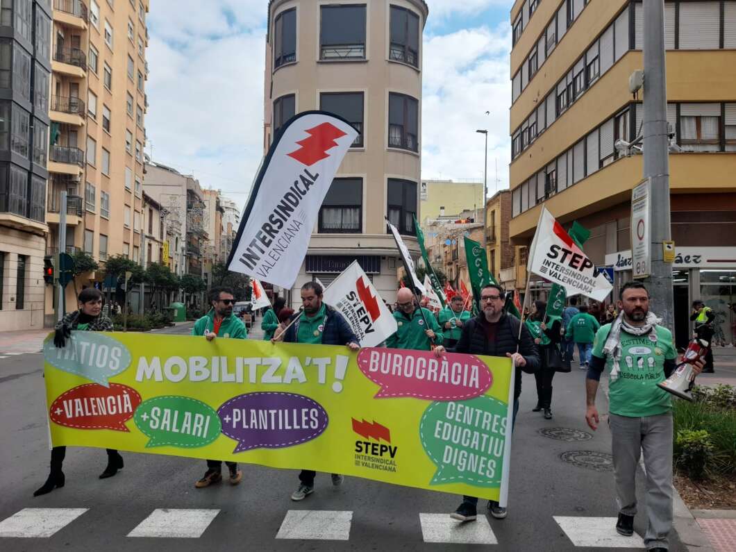 Manifestación en la educación pública en Castellón
