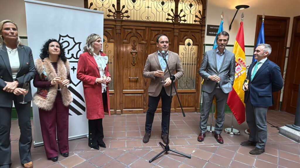 El presidente de la Generalitat felicita la Navidad a los medios de comunicación de Castellón 2025