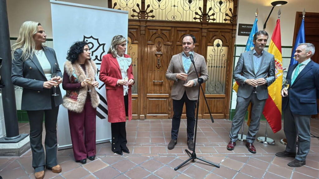El presidente de la Generalitat felicita la Navidad a los medios de comunicación de Castellón 2025