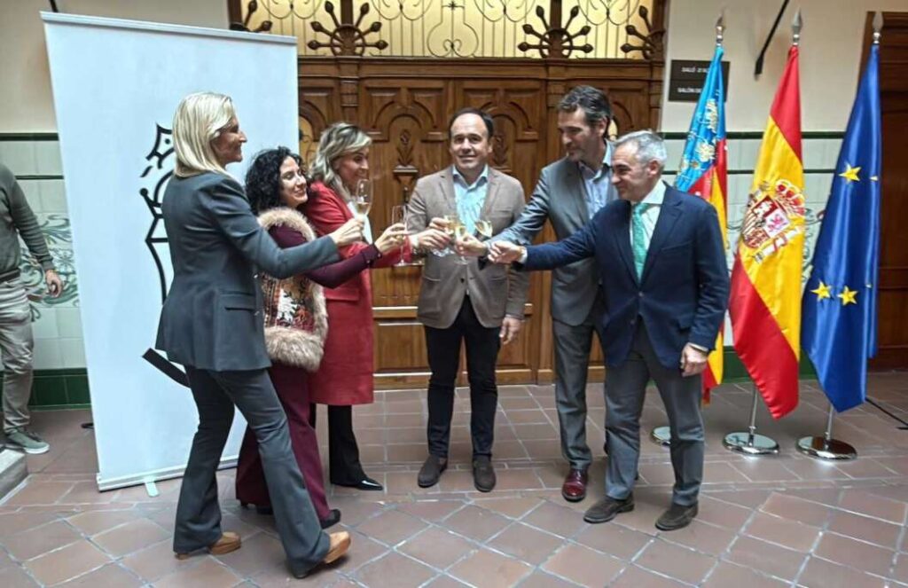 El presidente de la Generalitat felicita la Navidad a los medios de comunicación de Castellón 2025