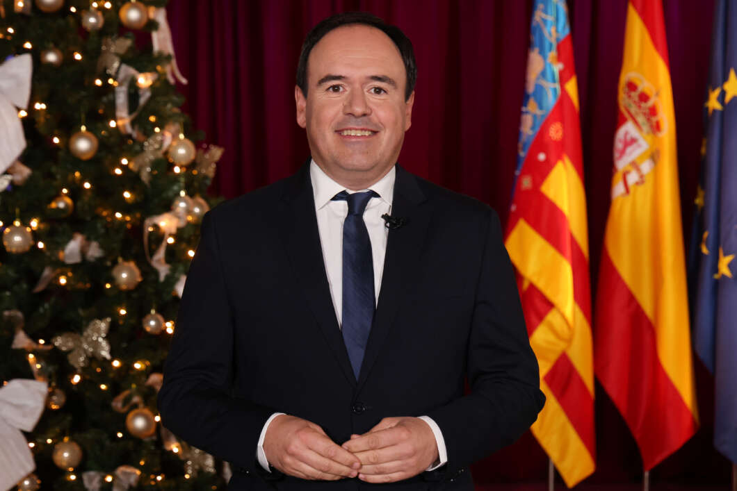 Pérez Llorca pide unidad y financiación justa en su mensaje de fin de año