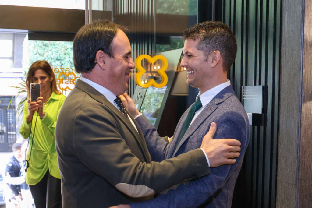 Pérez Llorca reafirma el apoyo de la Generalitat al turismo y destaca que Castellón concentra el 49% del Bono Recuperem