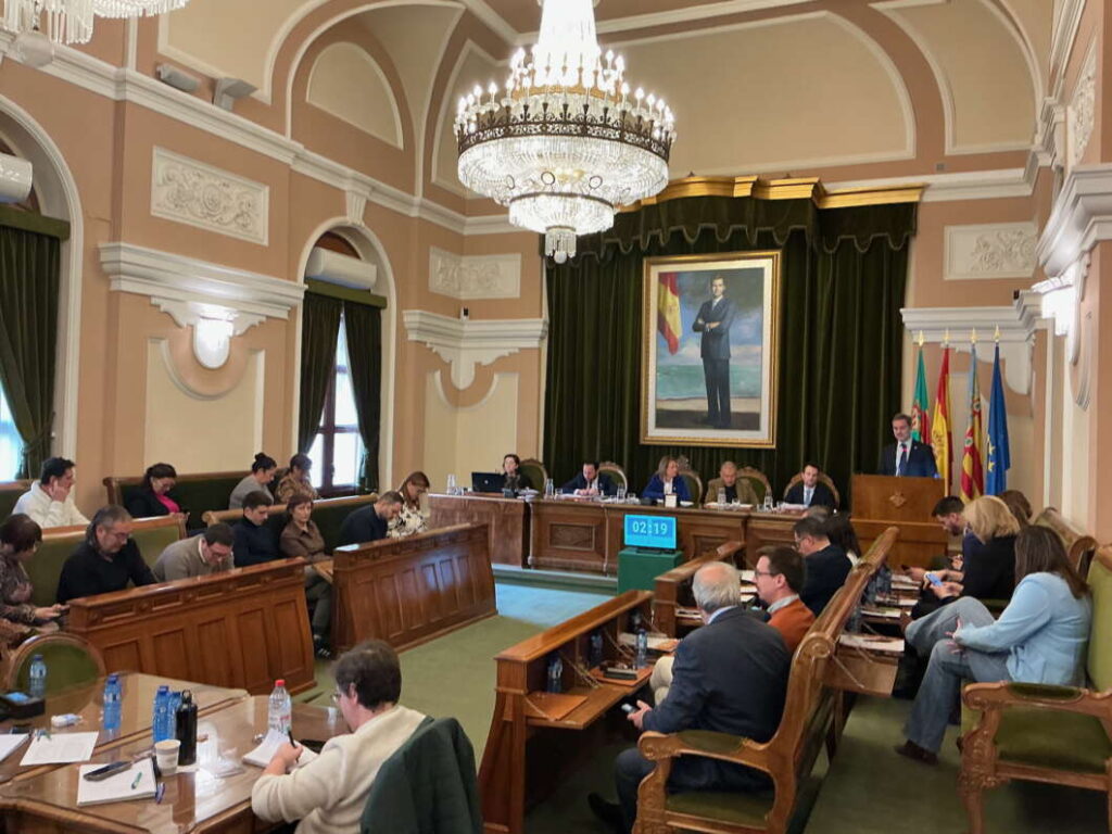 pleno de presupuestos ayuntamiento de Castellón 231225