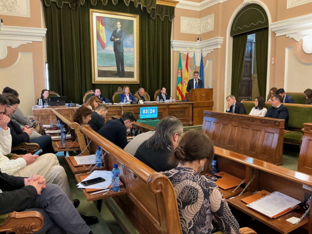 pleno de presupuestos ayuntamiento de Castellón 231225