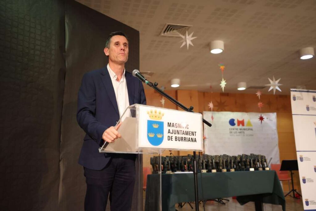 Burriana reconeix l’excel·lència educativa amb els Premis al Rendiment Acadèmic 2025