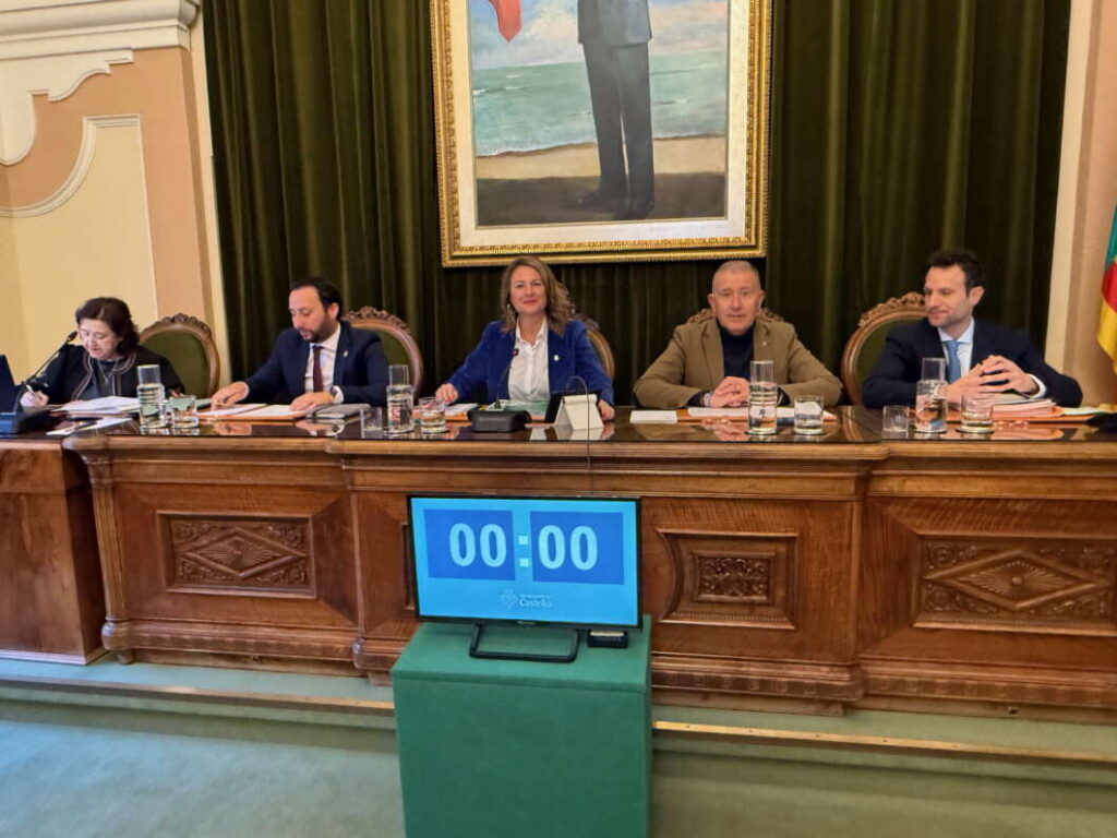 Ayuntamiento de Castellón 231225 Pleno de presupuestos 