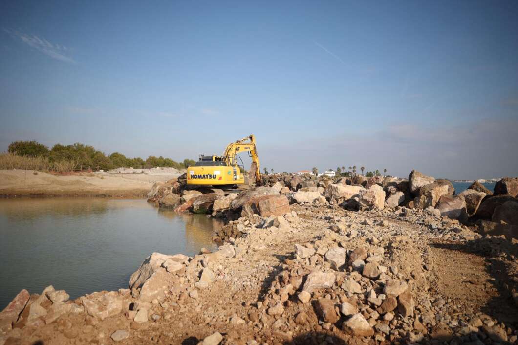 Costes crea una nova platja a la Serratella de Burriana per a frenar la regressió
