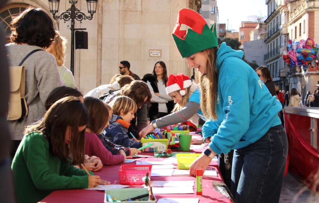 Talleres infantiles actividades de Navidad Castellón 2025