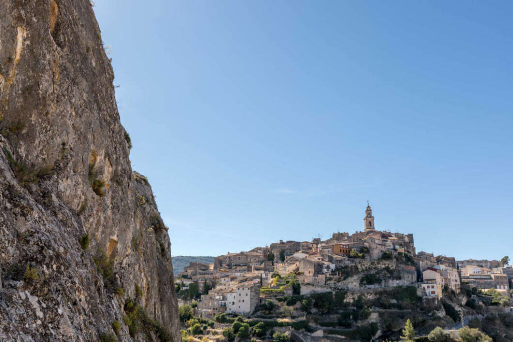 Castellón suma cinco nuevos municipios turísticos reconocidos por la Generalitat en 2025