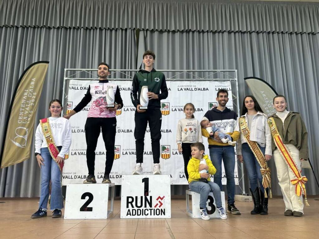 La XX Volta a Peu de Vall d'Alba reúne a más de 300 corredores