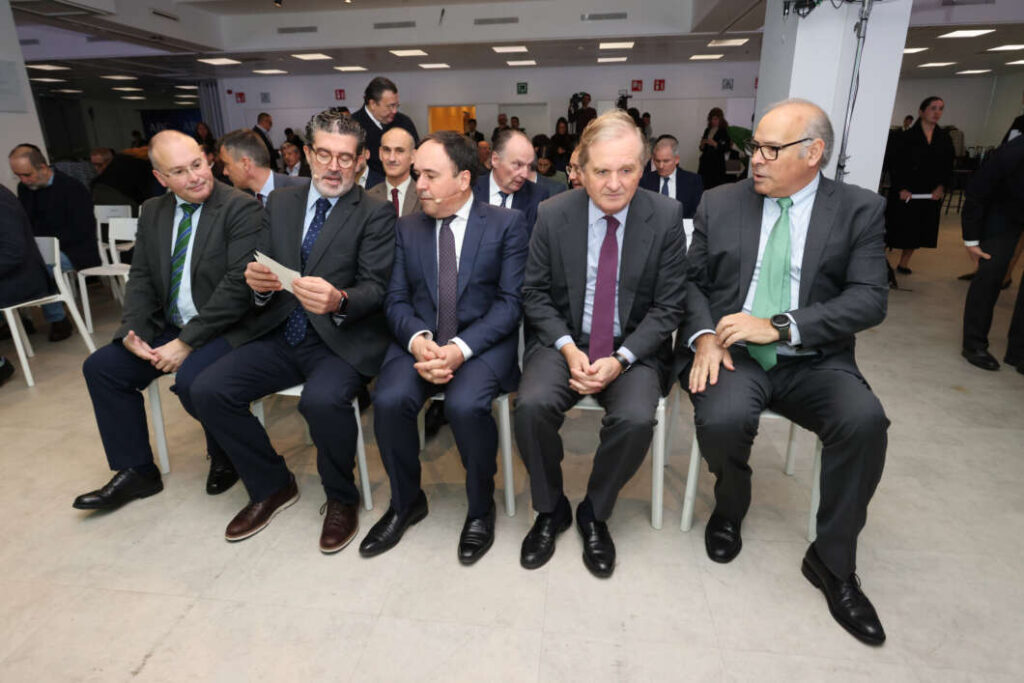 La Generalitat amplia les deduccions fiscals socials a les rendes mitjanes