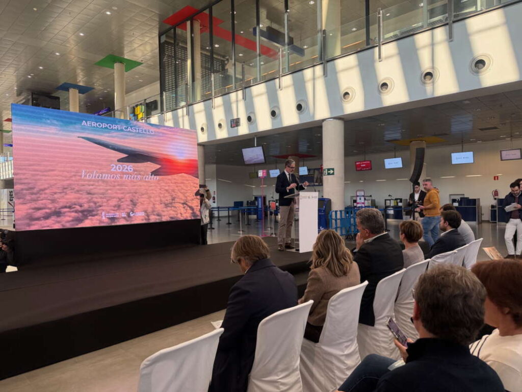 Justo Bellón. Presentación nuevas rutas aeropuerto de Castellón 150126