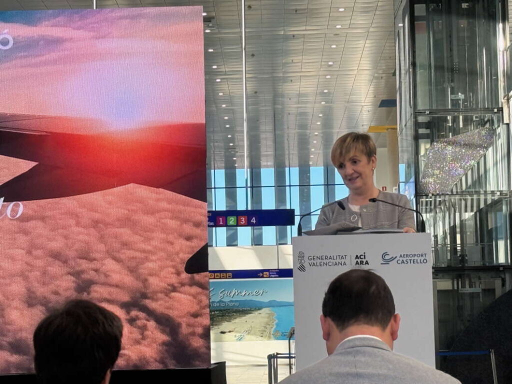 Marian Cano. Presentación nuevas rutas aeropuerto de Castellón 150126