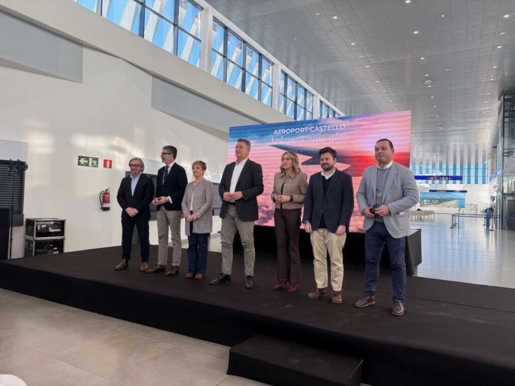 Presentación nuevas rutas aeropuerto de Castellón 150126