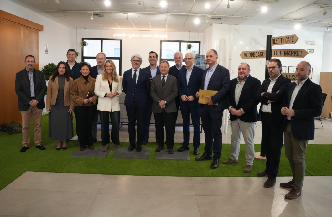 El PPCS defiende la cerámica frente a las amenazas del Gobierno y la UE