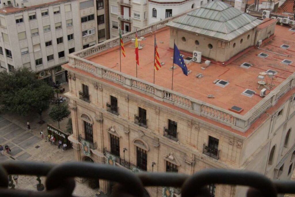 Edificio municipal ayuntamiento de Castellón plaza mayor 2025