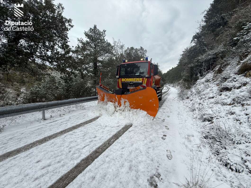 Nieve en carretera de Coratxà
