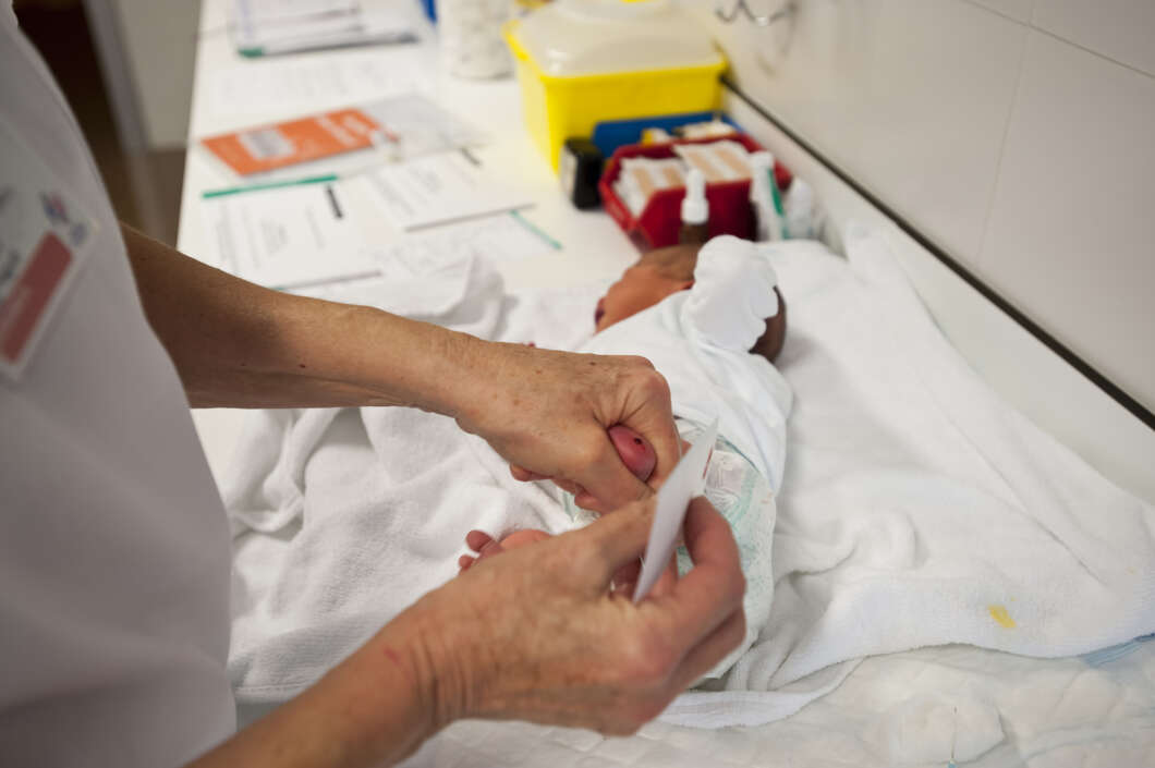 La Comunitat Valenciana amplía el cribado neonatal a 28 enfermedades congénitas