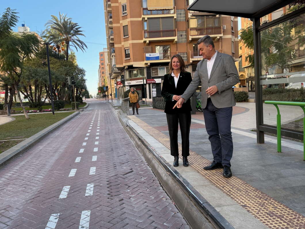 Obras remodelación pasarela del TRAM Castellón 070126
