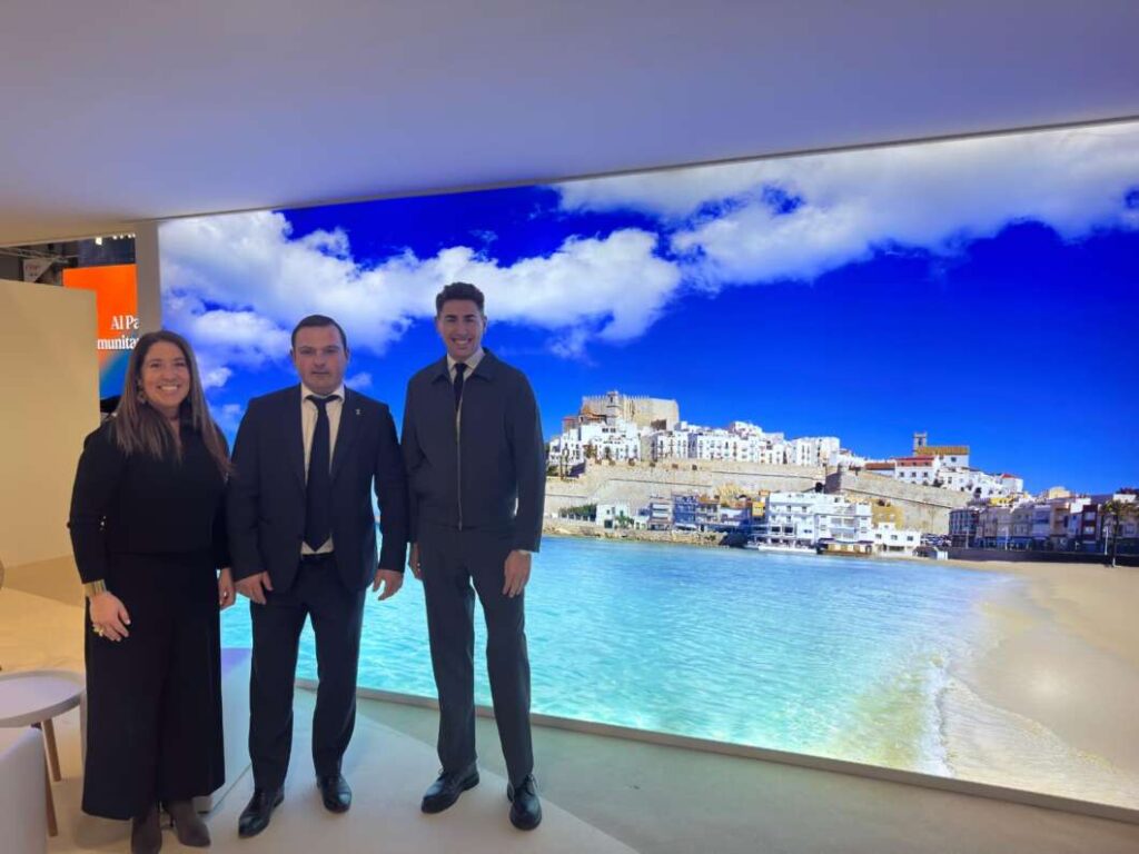 Peñíscola refuerza su turismo cinematográfico y gastronómico en Fitur