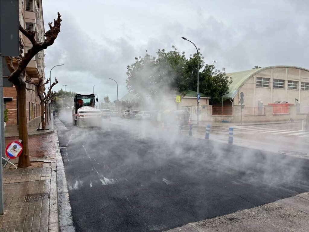 Vila-real reforça la seguretat viària amb la reparació de carrers i adequació d’aparcaments