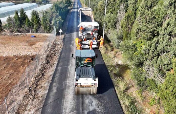 Vinaròs: Se mejora el pavimento del tramo final de la avenida Francisco José Balada