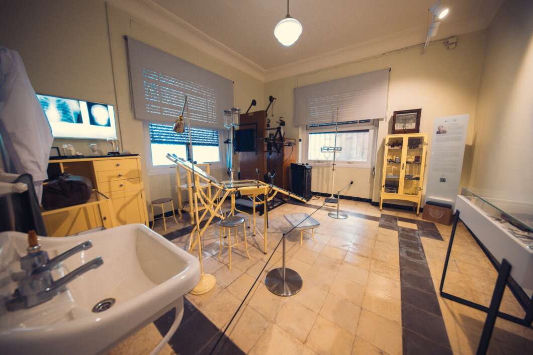 Alcalà-Alcossebre impulsa visites escolars a la Casa del Metge amb noves guies didàctiques