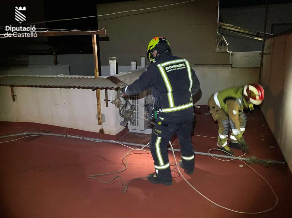 El fuerte viento obliga a realizar 24 intervenciones en la Plana Baixa