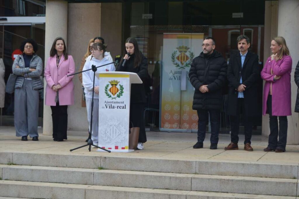 Vila-real reivindica la prevenció i la investigació en el Dia Mundial contra el Càncer