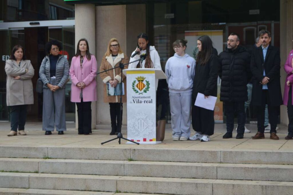Vila-real reivindica la prevenció i la investigació en el Dia Mundial contra el Càncer