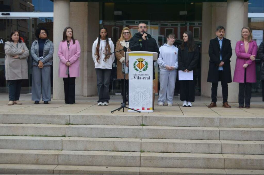 Vila-real reivindica la prevenció i la investigació en el Dia Mundial contra el Càncer