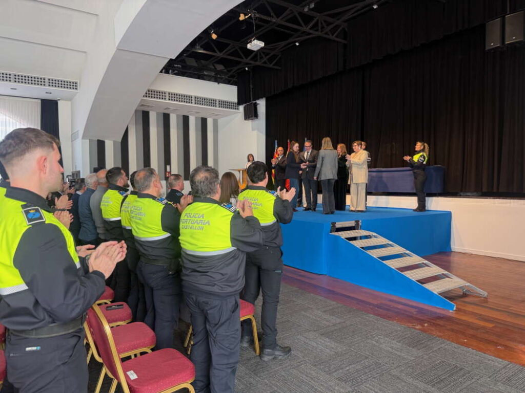 Homenaje a Eugenio Toledo en el día de la Policía Portuaria 060226