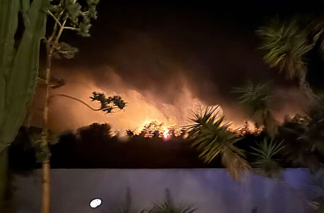 Incendio en Peñiscola en zona de Las Atalayas