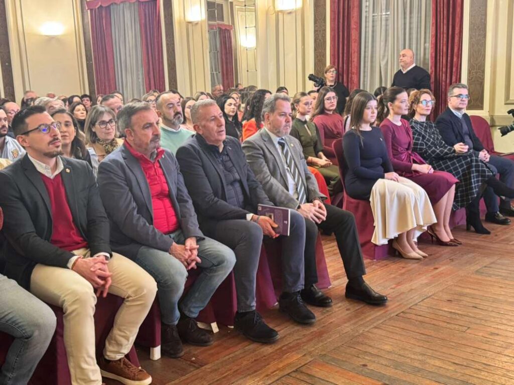 Presentación del libro de Na Violant en el Casino de Castellón 030226