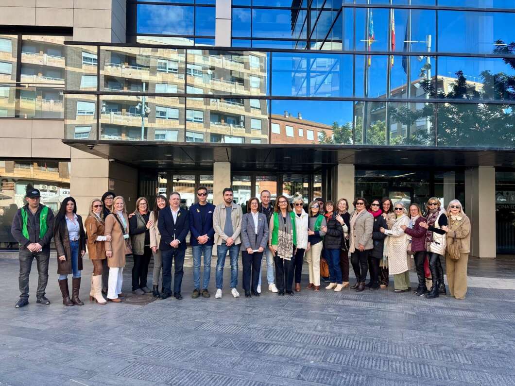 Almassora mostra el seu suport a l’AECC i reivindica més investigació contra el càncer