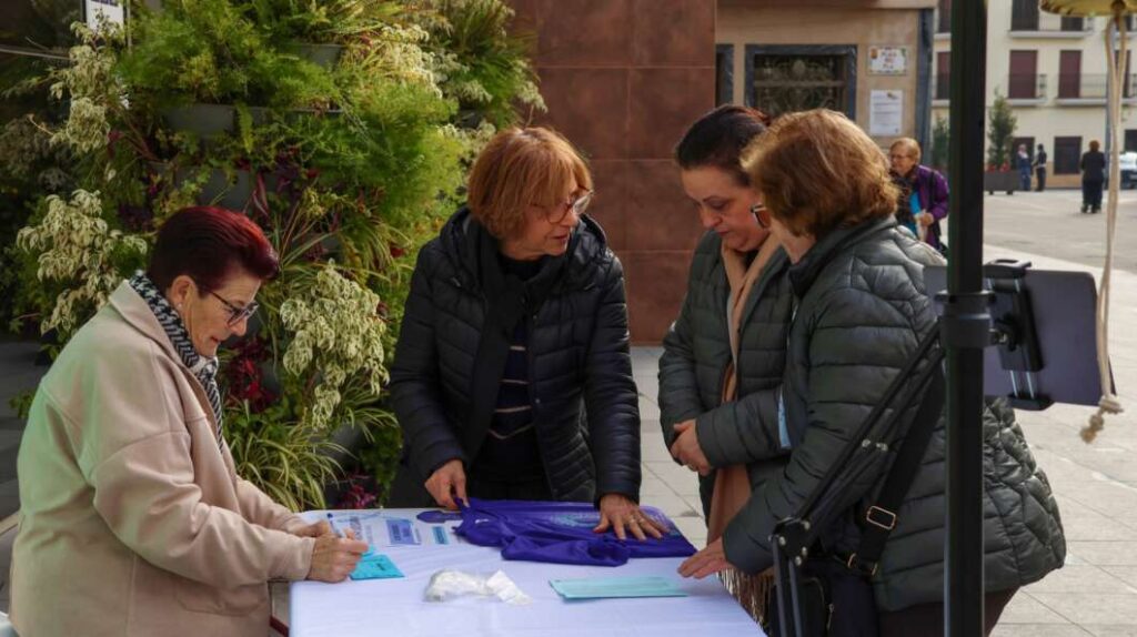 Onda refuerza la concienciación contra el cáncer con una jornada informativa